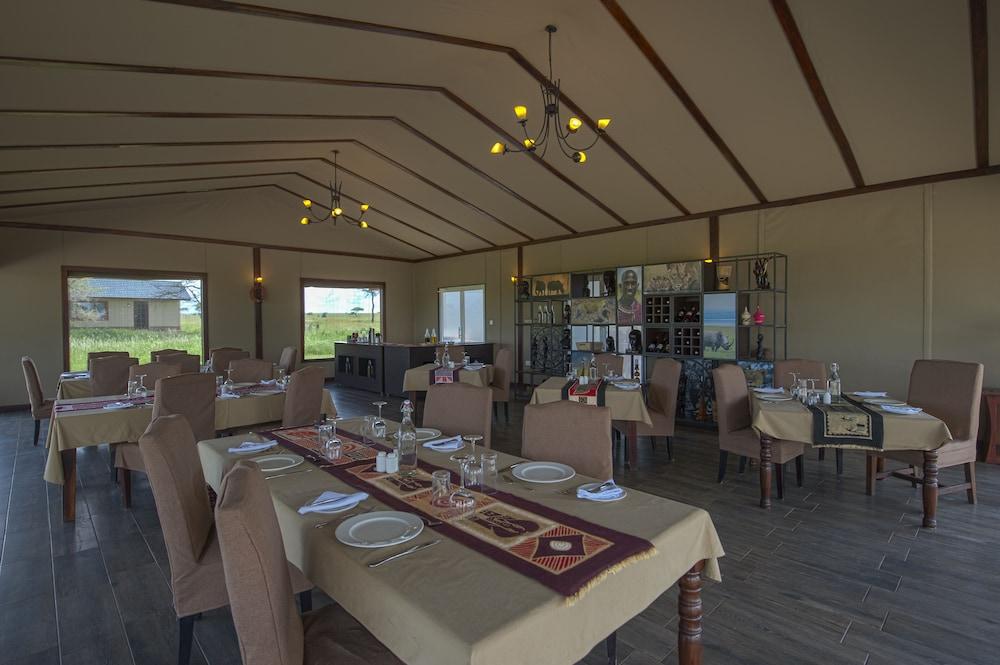 Karibu Camps And Lodges Sametu Camp Serengeti Robanda Eksteriør billede